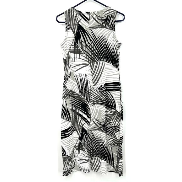 T by Talbots Sz Small Petite Sleeveless V neck Dress Black White Tropical Print - Picture 2 of 5